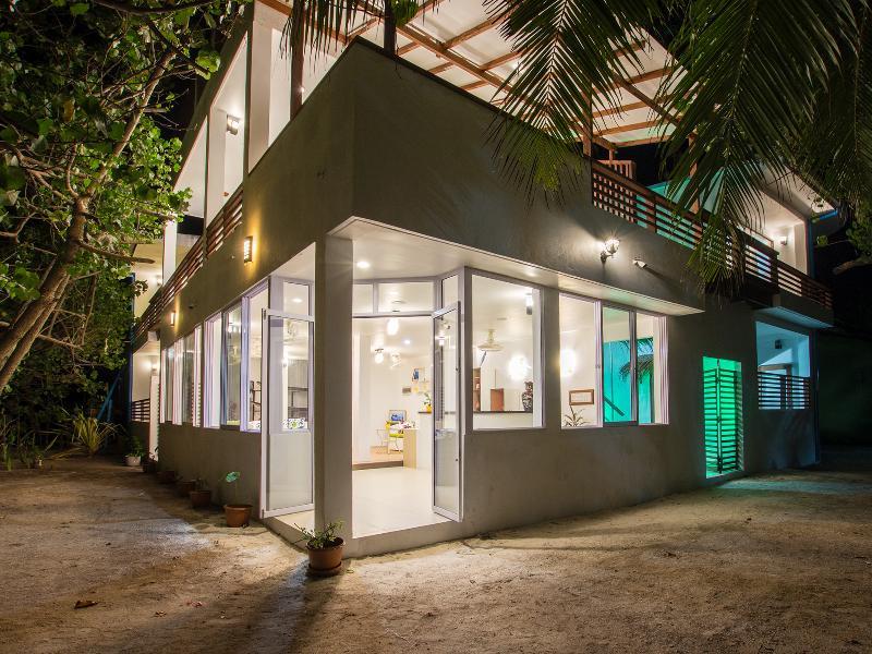 Liberty Guest House Maldives Mahibadhoo Exterior photo